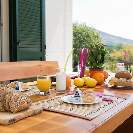 Solitude Villa *